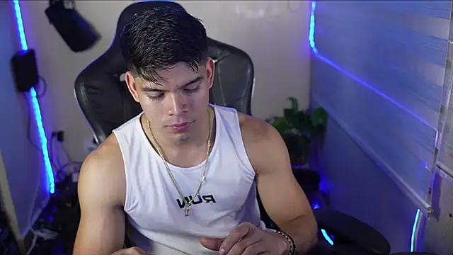 Czat XXX na żywo – David_capizzi_