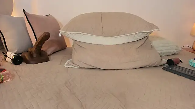 luciana_jam_'s Webcam Show