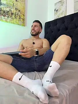 Show modela Thiago_Hill na web-kameri