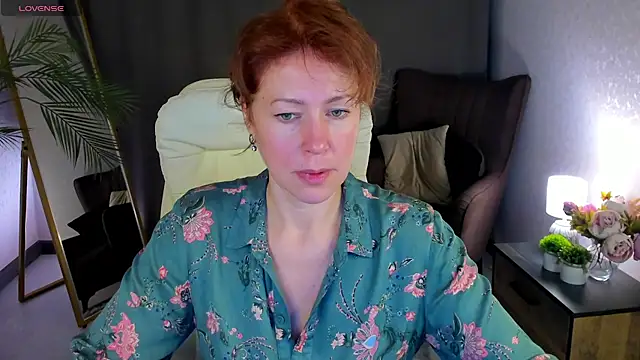 LeticiaRomano: онлайн-секс-чат