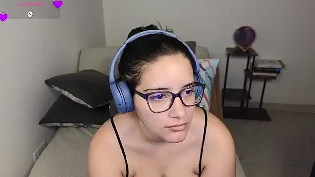 blue__moon_ Adlı Modelin Canlı XXX Sohbeti