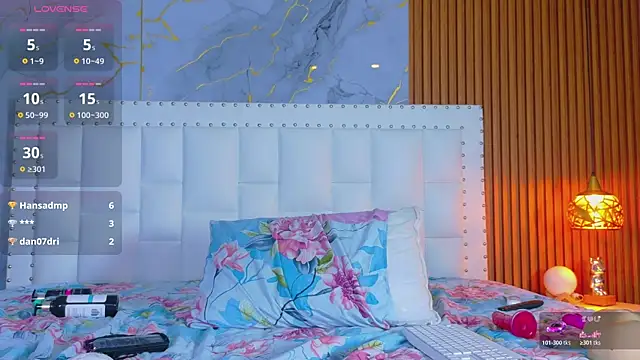 kinkylittlegirll's Live XXX Chat