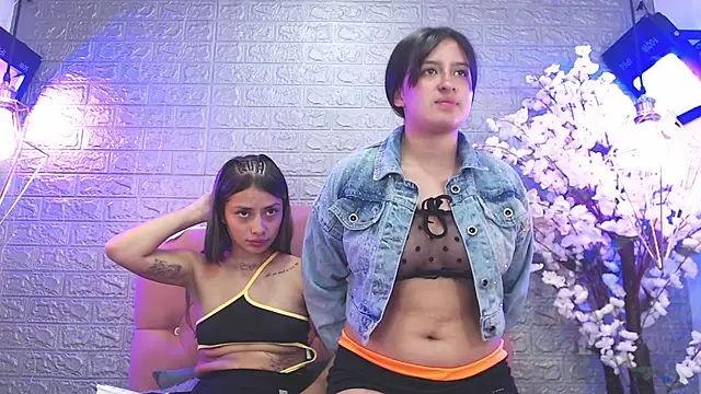 _lesbi_hard_69's Live XXX Chat