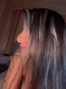 AliceStone19's Live XXX Chat