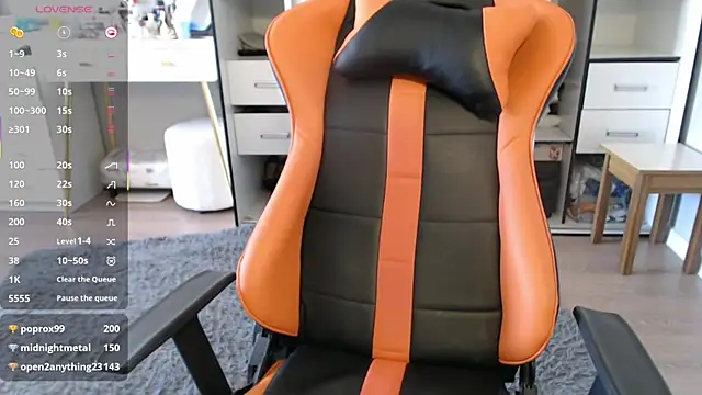 crystalyss Adlı Modelin Canlı XXX Sohbeti