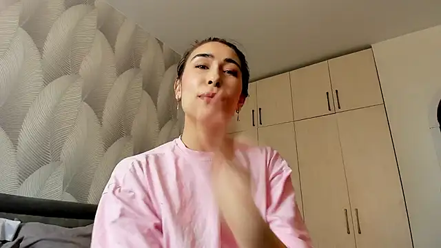 Živý XXX chat Bambiii_bby