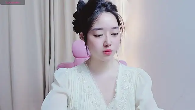 Miu-999's Live XXX Chat