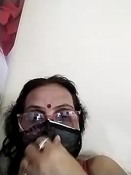 عرض كام Falguni45454