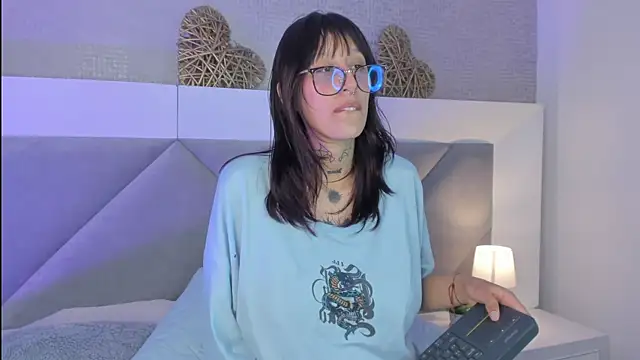 Mariana_Joness live XXX chat