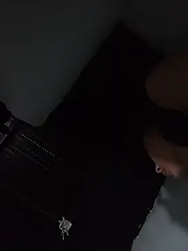 KarameloVzla's Live XXX Chat