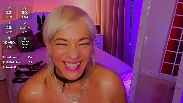 AnittaHarris_: απευθείας συνομιλία ΧΧΧ