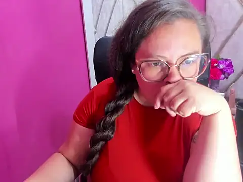 Sarah_Boobs_: онлайн-секс-чат