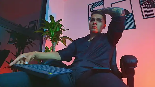 ALPHA_DOMINUS_'s Webcam Show