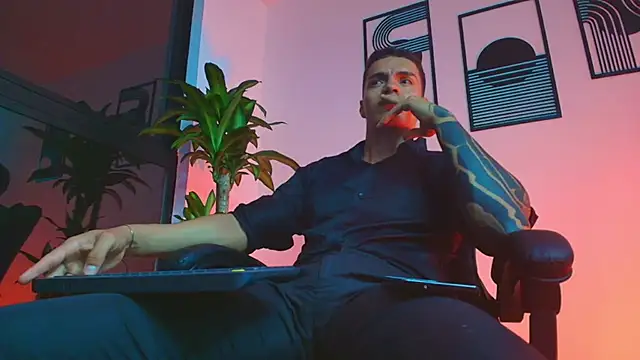 ALPHA_DOMINUS_ 现场XXX聊天