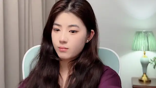 Nicole20266 웹캠 쇼