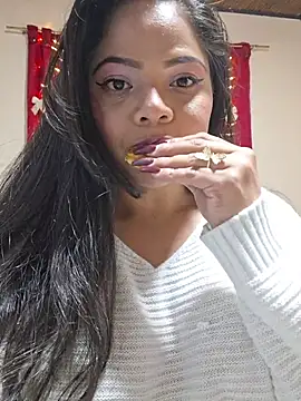 Živý XXX chat ROUSSE_SINCLAIR