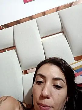 LunaZambrano Chat XXX in diretta