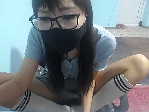 elllaaxx Adlı Modelin Canlı XXX Sohbeti