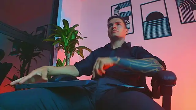 Chatroom XXX en direct de ALPHA_DOMINUS_