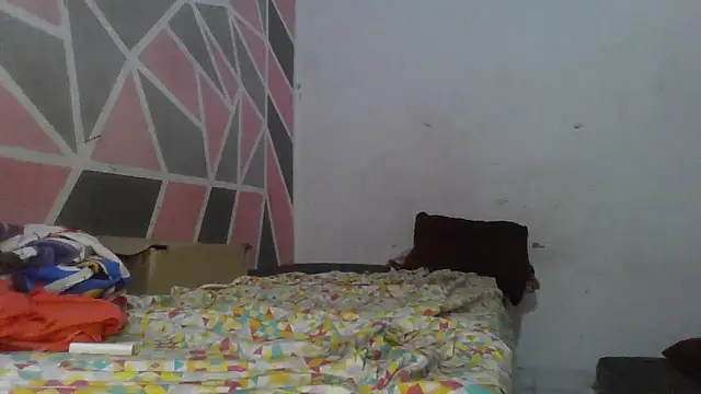 thasmyni's Live XXX Chat