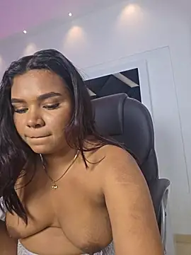 Carolina_Evanss 现场XXX聊天