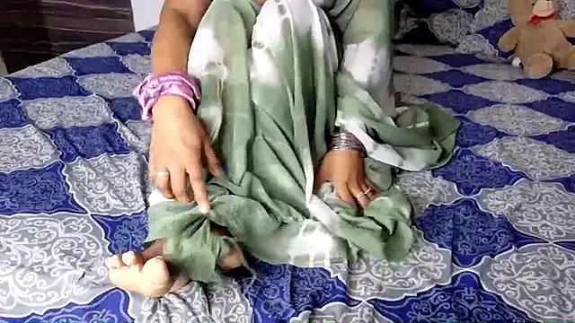 Russ-Malaiii's Live XXX Chat