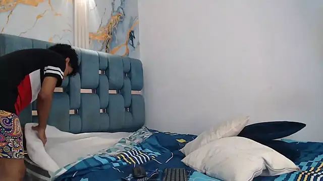 Chat XXX en directo de PRETTY_FEM