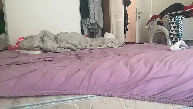 kotkite Chat XXX in diretta