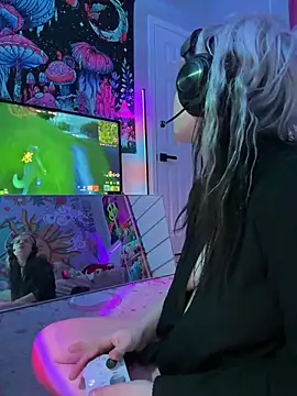 Cutiepiespanks' Live XXX Chat