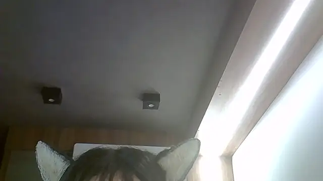 Chat XXX en directo de SkinnyKitten