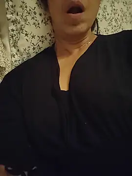 NakedMILFx Live XXX-chat