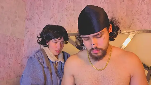 Benny_and_Markn Live XXX chat