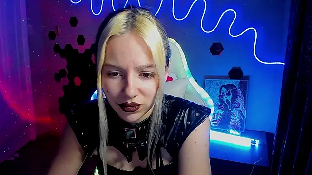 Chatroom XXX en direct de mistress_annaa