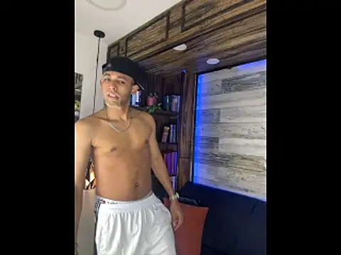 B_Wild's Live XXX Chat