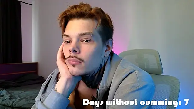 DENIS_HERE 网络视讯表演