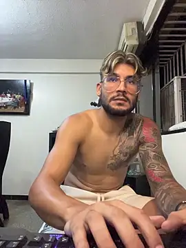 thedragonboyxxx লাইভ XXX চ্যাট