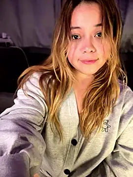 MerlyG's Live XXX Chat