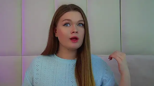 CrystalLyonsn Live XXX chat