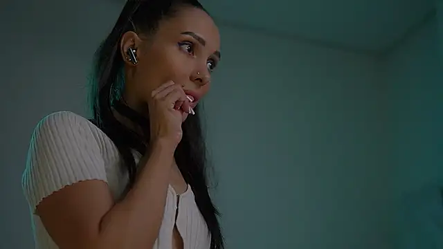 Mila_May_'s Live XXX Chat