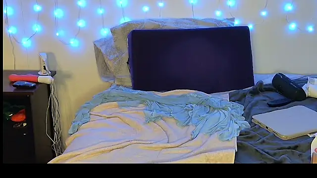 luvely_gurl's Webcam Show