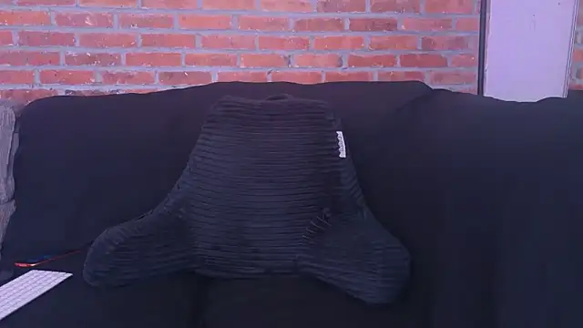 Show de cloudykinkman na webcam