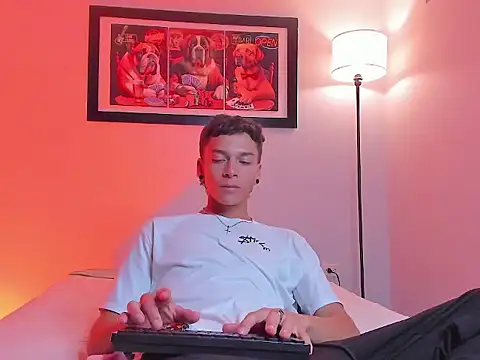 Вебкам-шоу Noahh_Saky