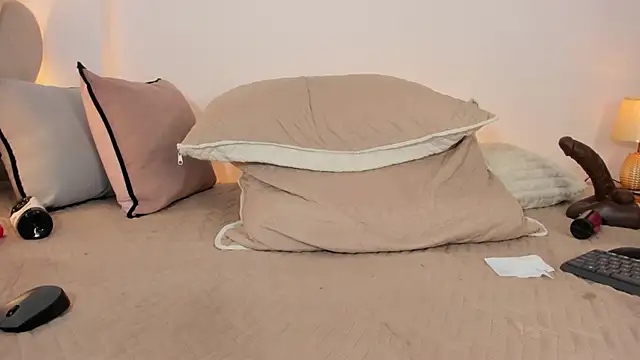 luciana_jam_'s Webcam Show