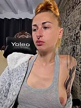 kylie_blck Obrolan Langsung XXX