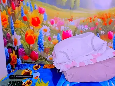 indianroxy's Live XXX Chat