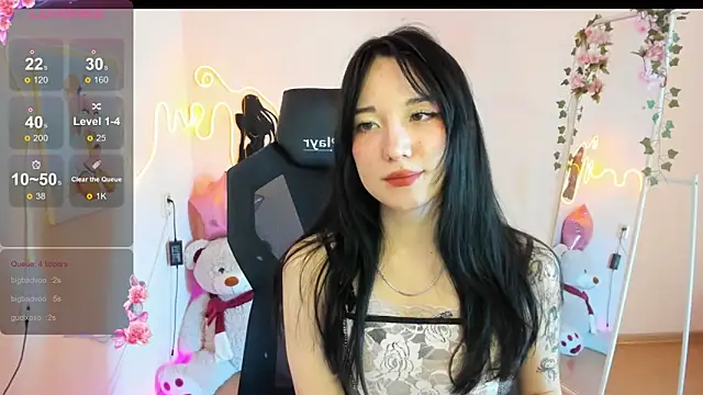 AliceeinWonderlanddd Adlı Modelin Canlı XXX Sohbeti