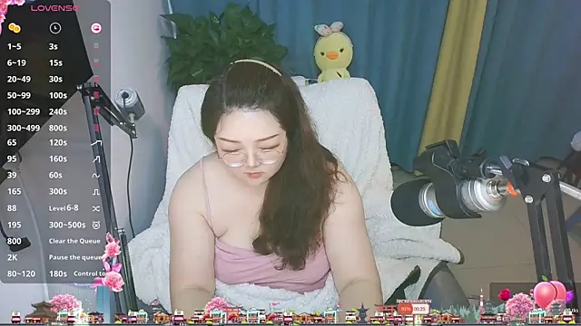 Chat XXX en directo de AngelwithEcup