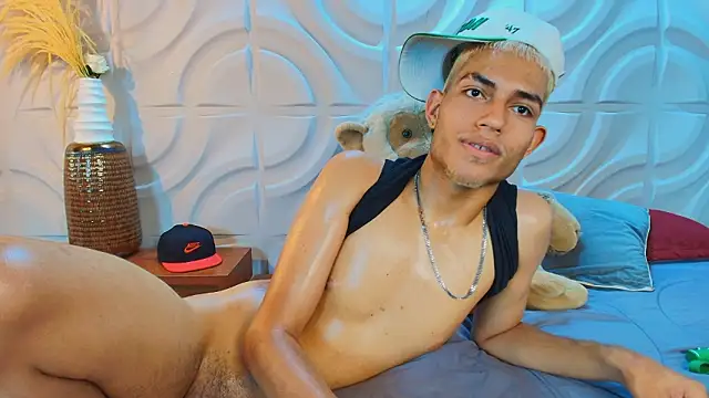 ItsZairen 라이브 XXX 채팅