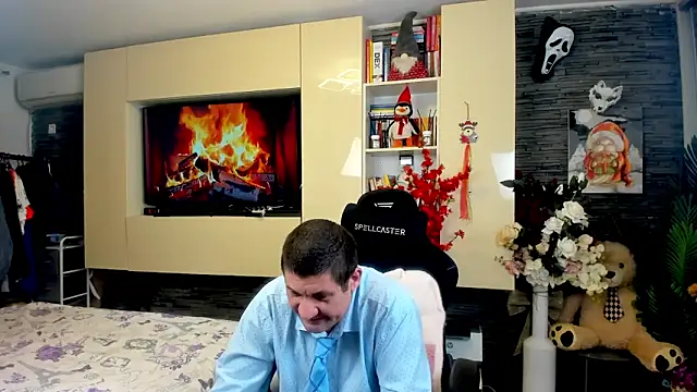 Czat XXX na żywo – SpartacusDaddy48