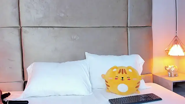 isabel_sofiaa 现场XXX聊天